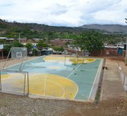 En 2012, Nueva Esperanza salió escogido para un proyecto piloto de mejoramiento de barrios del Banco Interamericano de Desarrollo. Rodrigo Sandoval