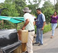 Se instalará una mesa de trabajo con los ministros de Interior, Minas, Comercio y Hacienda. Unas 5.000 familias se dedican al contrabando de gasolina. Archivo