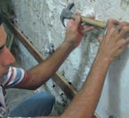 La página de internet www.supermaestro.com pone en contacto a los clientes con 31 instaladores.  Archivo