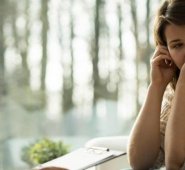 Cerca del 30% de las consultas de salud mental en Santander se hace en adolescentes. Colprensa