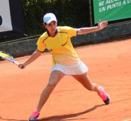 Dde vencer a la risaraldense Sofía Múnera, María Camila no podía creer que había avanzado a la final de los XX Juegos Nacionales 2015. Archivo