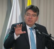 Ministro de Hacienda y Crédito Público, Mauricio Cárdenas. Archivo