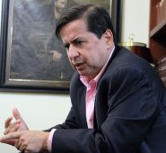 "60 años después tenemos la oportunidad de acudir a las urnas para acabar esta etapa reciente de la violencia colombiana", expresó el ministro del Interior. Colprensa