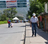 La soledad reinó en los puentes internacionales y solo los organismos de socorro hacían presencia para atender cualquier novedad que se presentara. Rodrigo Sandoval