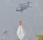 La labores fueron apoyadas por el helicóptero ‘Bambi’ UH60 de la Fuerza Aérea. Edinsson Figueroa