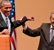 Este lunes tuvo lugar una histórica reunión en La Habana, la de los presidentes estadounidense y cubano. AFP