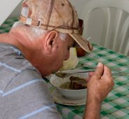 Según la FAO, 36 millones de personas en la región podrían cubrir sus necesidades sólo con los alimentos perdidos en los puntos de venta directa a consumidores. Archivo