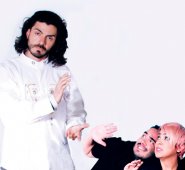 La obra del actor es una comedia de 90 minutos con banda en vivo. Colprensa