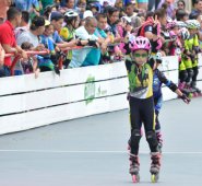 Los pequeños fueron los dueños del espectáculo ayer en la ciclovía, que tuvo una nutrida asistencia de ciudadanos. Edinsson Figueroa