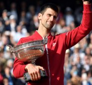 "Es en verdad un momento muy especial", dijo Djokovic, "quizá el mayor momento de mi carrera". AFP