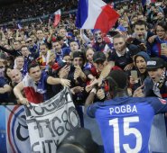 Francia venció 5-2 a Islandia, la revelación del torneo. AP