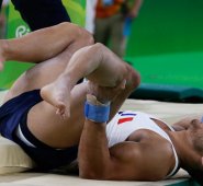 Esta es la impactante imagen de la lesión del deportista francés. AP