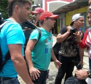 Inmigrantes cubanos llegaron en Capurganá, Turbo, en el Golfo de Urabá, para cruzar ilegalmente a Panamá a través de la selva. AFP