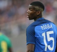 Paul Pogba está muy cerca de volver al Manchester United. AP