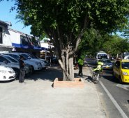 Todas las compraventas que funcionan en la Avenida Los Libertadores firmaron hace dos años pactos de compromiso para no invadir el espacio público. Cortesía