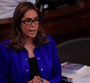 Gina Parody deja parcialmente su cargo de ministra de Educación para hacerle campaña al plebiscito. Archivo