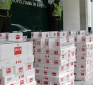 La mercancía era proveniente de La Guajira y estaba siendo transportada en dos vehículos. Policía