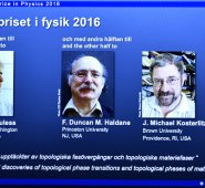 Los jueces del Nobel suelen premiar descubrimientos realizados décadas antes para asegurar que soportan el paso del tiempo. AP