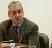 "Los actuales procesos de justicia transicional se dan bajo parámetros de derecho internacional y requisitos de justicia, reparación y verdad", manifestó el ministro. Colprensa