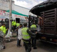 Entre los elementos decomisados hay rines, llantas, espejos, exostos, retrovisores, tanques y tapas de gasolina de diferentes marcas y modelos. Cristian Herrera