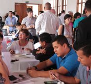 Los empresarios pidieron a los gobiernos definir cuanto antes las reglas para el intercambio binacional y normalizar el transporte de carga fronterizo. César Obando