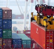 Durante el año corrido de 2016 las manufacturas son el único sector que registra una balanza deficitaria. Archivo