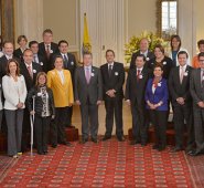 El gabinete del presidente Juan Manuel Santos sufrirá varios cambios en los próximos meses, no solo por los ajustes que decida el mandatario, sino por las renuncias que se avecinan por parte de los funcionarios que aspiran a meterse en la carrera electoral de 2018. Archivo