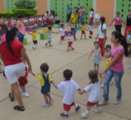 Los niños del centro de desarrollo infantil  Trigal de la Felicidad (Cúcuta), fueron exaltados por la experiencia ‘Explorando me divierto entre cuento y cuento’, la cual permitió que tutores, niños y padres de familia trabajaran en conjunto por la formación integral de los menores.  Archivo