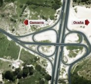 La Fiscalía estableció que el primer soborno hecho en el país se produjo en la suscripción irregular del contrato para la obra del Tramo Dos de la Ruta del Sol, firmado entre Odebrecht y el INCO en 2009. Mientras que el segundo tiene que ver con la adjudicación de la vía Ocaña-Gamarra, mediante los Otrosí 003 y 006. Captura de video