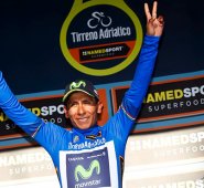 Sin sus compañeros, el colombiano controló con autoridades las ofensivas del francés y ahora cuenta con un buen margen para afrontar las dos últimas etapas. Tomada de Twitter