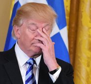 Trump sufre primera gran derrota con fracaso de reforma del sistema de salud. AFP