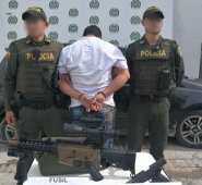 El conductor emprendió la huida hasta un barrio cercano al aeropuerto del municipio hasta ser neutralizado. Cortesía