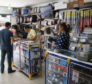Las ventas en el comercio formal de autopartes en Cúcuta han caído un 65%. Archivo