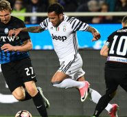 Dani Alves hizo el anuncio en su cuenta de Instagram. AFP