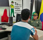 El joven relató que llevaba cuatro años en el Epl, luego que algunos de sus familiares lo entregaron con el fin de evitar que atentaran en contra del resto de sus familiares. Policía Nacional