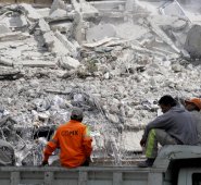 La réplica de esta mañana hizo que el edificio terminará de colapsar. Colprensa