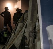 En el sector Del Valle, vecino de Roma, también continuaban los rescates en busca de al menos cinco personas, aunque ahí las esperanzas de encontrar vida son mínimas. AFP