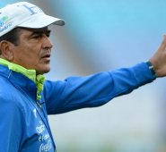 El seleccionador colombiano empató con su selección, Honduras, ante Australia en el partido de ida por el repechaje del Mundial. Hoy es el partido de vuelta,  el equipo que gane se queda con el tiquete a Moscú.  AFP