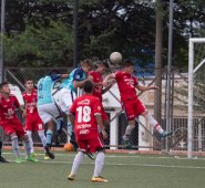 El sábado, en el juego de ida de los cuartos de final, Titanes superó 1-0 a Fortaleza de Bogotá en la cancha del barrio Chapinero. Juan Pablo Cohen