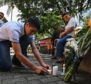 A un año de la tragedia aérea, en Medellín se hizo un gran homenaje a las 71 víctimas del accidente. AFP