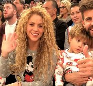 Los medios estadounidenses publicaron esta semana unas fotografías de Shakira, su esposo Gerard Piqué y sus dos hijos en el Madison Square Garden de Nueva York. Tomada de Instagram