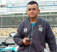 El agricultor era el tercero de cinco hermanos, estaba casado y dejó una niña de un año. Cortesía