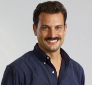 Javier Jattin (Héctor Méndez), Roberto Urbina (Ricardo Cabello) y María Elisa Camargo (Patricia Teherán), protagonista de ‘Tarde lo conocí’. Colprensa