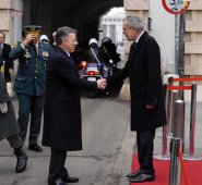 Santos se encontró en Viena con el presidente austríaco Van der Bellen y con el jefe del Gobierno, Sebastian Kurz. Colprensa