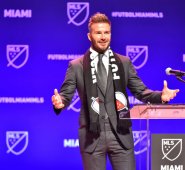 Se espera que el vigésimo cuarto equipo de la MLS empiece a jugar en 2020 en un estadio con 25.000 asientos en el empobrecido vecindario de Overtown, entre el Downtown y la Pequeña Habana. AFP