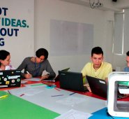 Jumasefo se enfoca en la creación de videojuegos y juguetes didácticos para niños.  Cortesía