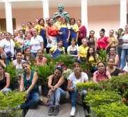 Corponor apoyó la jornada con palmas areca. Alfredo Estévez