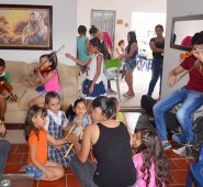 Corpoatalaya funciona desde 2013, y surgió por la iniciativa de un grupo de amigos para fomentar las artes en niños y en jóvenes. La representante legal es Fanny Araque y junto con ella están, Néstor Andrés Montañez, Tatiana Mora y Lorena Vidarte. Cortesía
