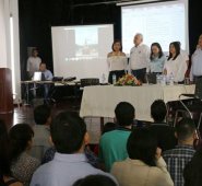 El acto, realizado en el Teatro Municipal, fue encabezado por el alcalde César Rojas. Cortesía