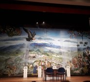 El escenario donde se pretendía llevar a cabo, ayer, el nuevo debate regional con los candidatos presidenciales quedó vacío, pues no hubo garantías para que  los aspirantes pudieran hablar sobre sus propuestas. Tomada de Twitter